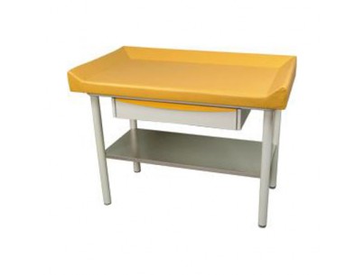 Table d'examination pédiatrique