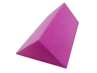 Cale en mousse recouverte triangulaire 18x10x5 cm