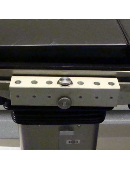 Clameau support 4 accessoires pour tables avec rail 25x10