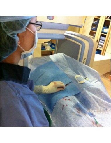 RADPAD 5300 champ stérile anti-x Accès fémoral RADPAD 5300 champ stérile anti-x Accès fémoral