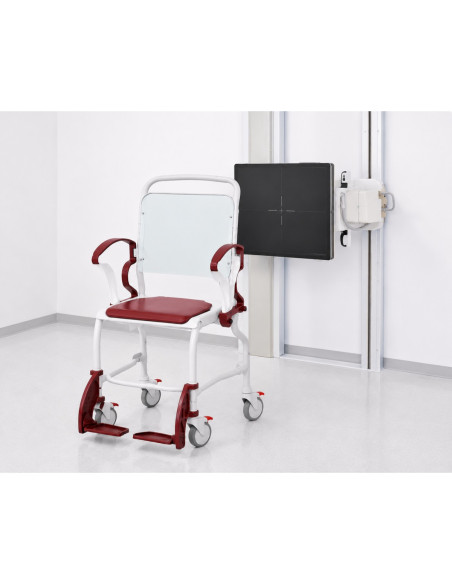 Fauteuil à dossier radiotransparent, assise en mousse 2 reposes bras et de reposes pieds rétractables